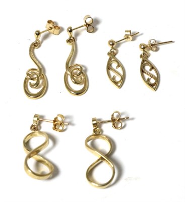 Lot 42 - Three pairs of 9 carat gold drop earrings, with post fittings (3)