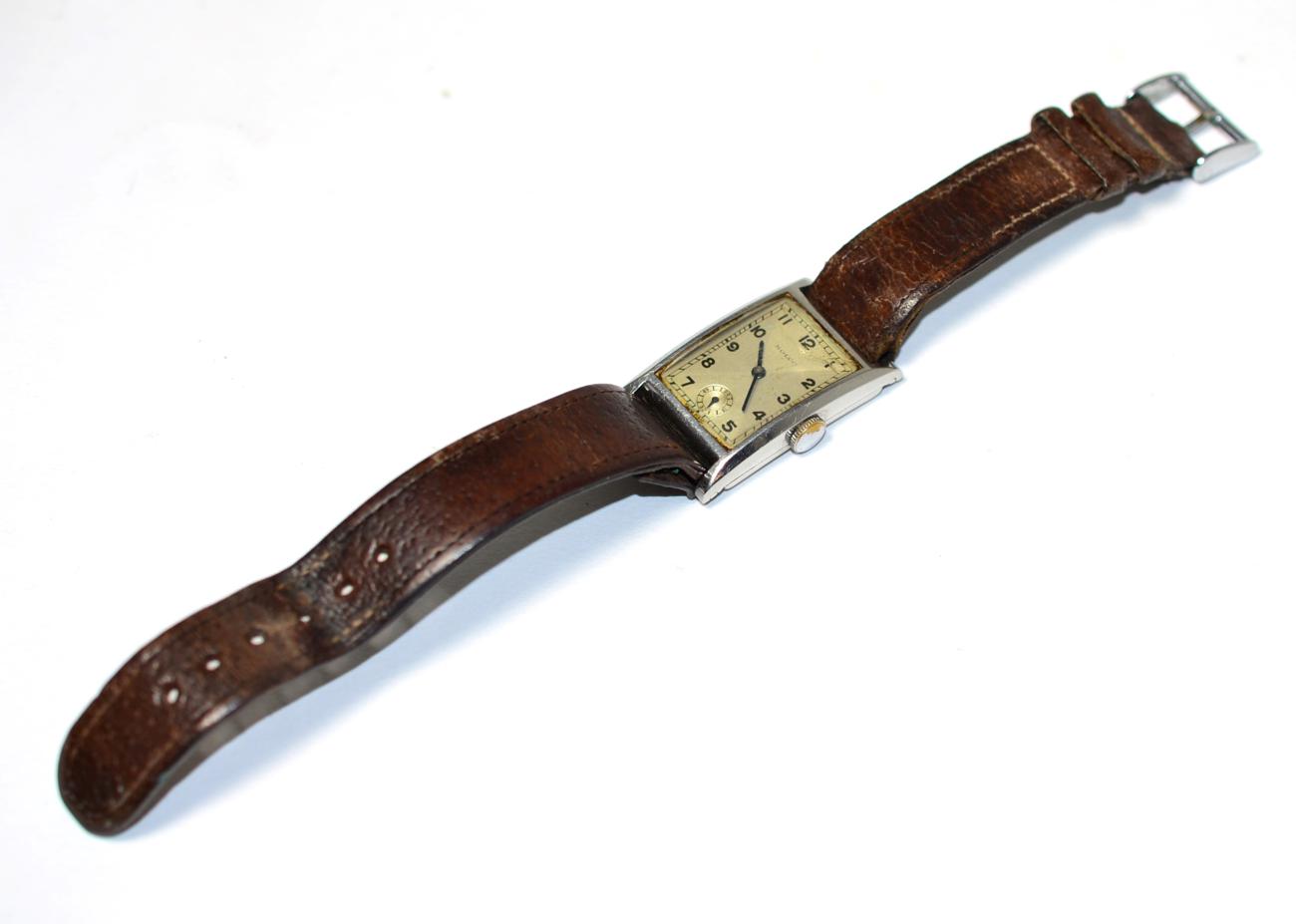 Lot 230 - Rolco gent's wristwatch with leather strap
