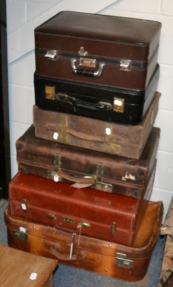 Lot 1256 - Six various suitcases