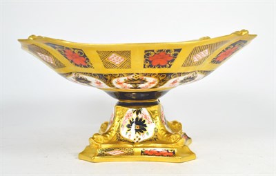 Lot 4 - A Royal Crown Derby Imari pedestal bowl, pattern number 1128, 13cms high