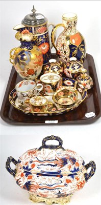 Lot 120 - A quantity of Davenport and other Imari wares