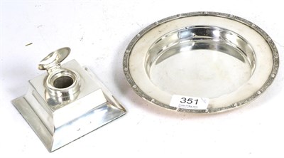 Lot 351 - A circular silver dish with Celtic knot border; and a square silver inkwell with hinger cover