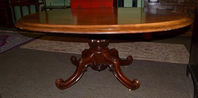 Lot 1155 - A Victorian mahogany breakfast table