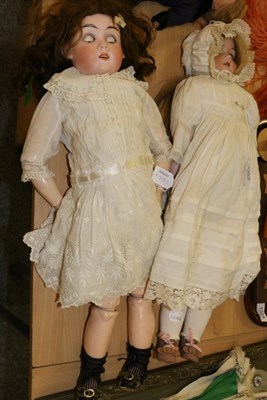 Lot 1323 - Armand Marseille bisque shoulder head doll, impressed 370, with sleeping blue eyes, long blond wig