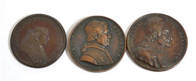 Lot 59 - Martin V, The newly-elected Pope enthroned, bronze, obv. portrait wearing embroidered cope,...