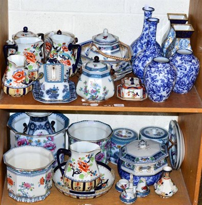 Lot 158 - A collection of Losol ware (two shelves)