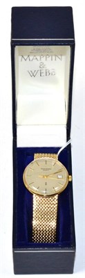 Lot 109 - A 9 carat gold gents wristwatch, retailed by Mappin & Webb
