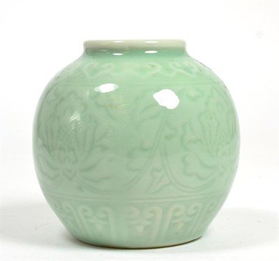 Lot 122 - A Chinese celadon vase