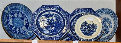 Lot 186 - Eight various late 18th and early 19th century pearlware and other blue and white plates