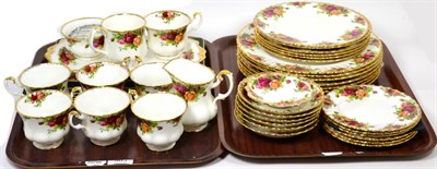 Lot 303 - A Royal Albert old Country Roses dinner and tea service