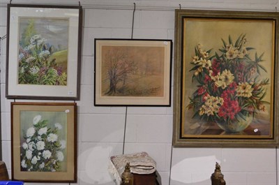 Lot 1077 - Miss V.V. Hunnybun (20th century) Still life of flowers, signed (lower - right), oil on canvas,...