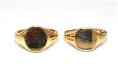 Lot 214 - Two 9 carat gold signet rings, finger size L and M