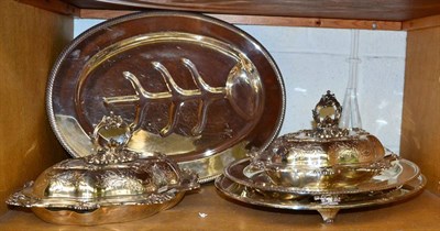 Lot 250 - ~ Graduated plated drainer dishes, a pair of plated entree dishes