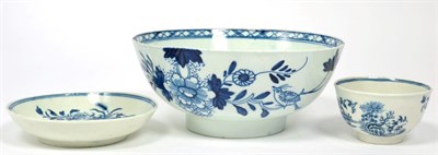 Lot 289 - An 18th century Liverpool blue and white slop bowl and an 18th century Worcester tea bowl and...