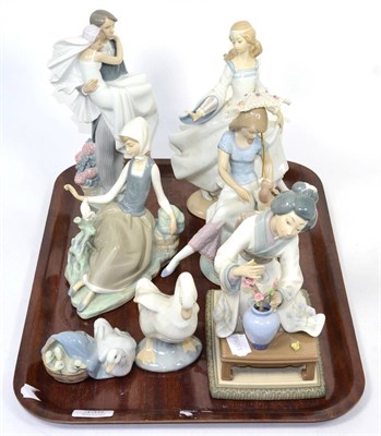 Lot 339 - Seven Lladro figures and models