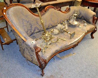 Lot 1243 - A Victorian walnut framed chaise longue