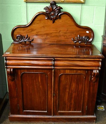 Lot 1299 - A Victorian mahogany chiffonier