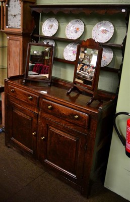 Lot 1461 - George III Provincial oak dresser and rack of small proportions