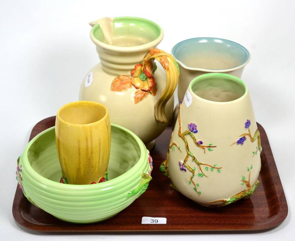 Lot 39 - Five various Clarice Cliff pottery vases and bowls