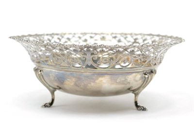 Lot 264 - A silver bowl with pierced rim, James Dixon & Sons, Sheffield, 1927, 20cm diameter, 10.8ozt