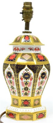 Lot 370 - A Royal Crown Derby Imari table lamp and shade