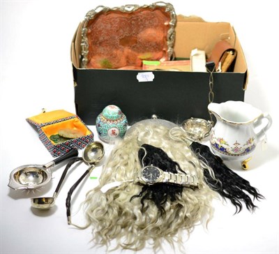 Lot 19 - A group of miscellaneous including a sporran, toddy ladles, tea strainer, green hard-stone...