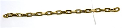 Lot 39 - A long link bracelet