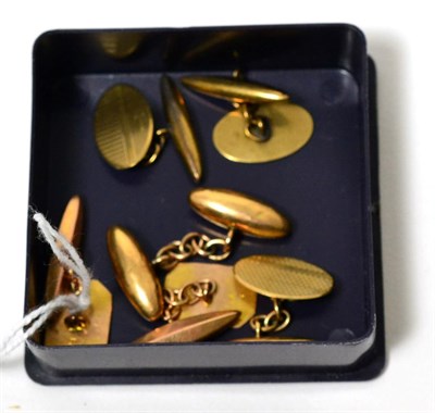Lot 40 - Two pairs of 9 carat gold cufflinks and two individual cufflinks