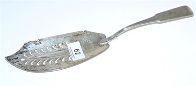 Lot 62 - An Irish silver fish slice, Dublin 1807
