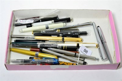 Lot 98 - Quantity of assorted pens