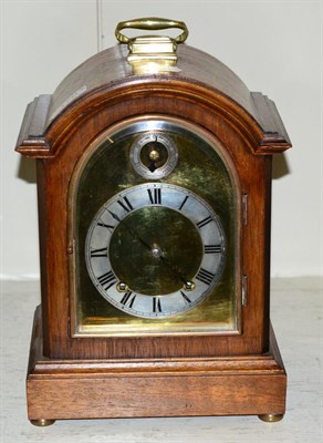 Lot 170 - A mahogany cased chiming mantel clock