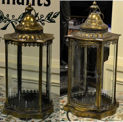 Lot 1151 - A pair of lanterns