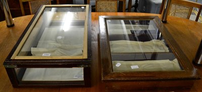 Lot 1191 - Two glazed table top display cabinets