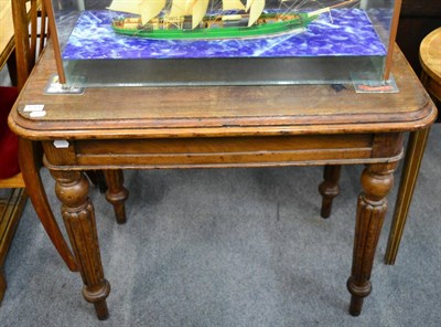 Lot 1281 - A 19th century oak side table