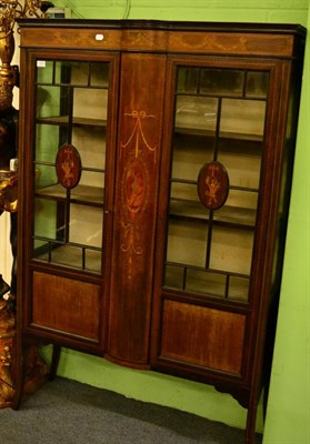 Lot 1379 - An Edwardian mahogany and inlaid display cabinet