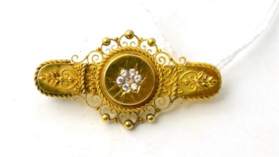 Lot 111 - A 15ct gold Victorian diamond brooch