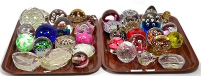 Lot 30 - A collection of assorted glass paperweights (two trays)