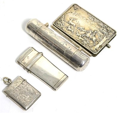 Lot 55 - A group of small silver items comprising a double ended scent and vinaigrette, Chester 1883; a late