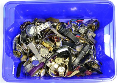 Lot 206 - A large quantity of wristwatches