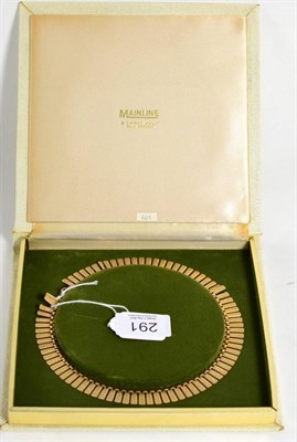 Lot 291 - A 9ct gold necklace