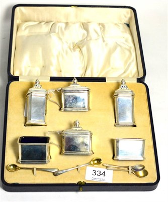 Lot 334 - A cased Art Deco silver six piece cruet set by Mappin & Webb, Birmingham 1927