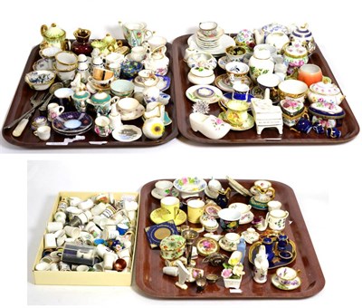 Lot 357 - Quantity of miniatures (three trays)