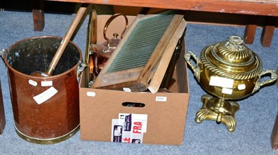 Lot 1050 - A 19th century copper pail with brass swing handle, various other copper and brass including a...