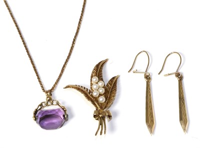 Lot 153 - A 9 carat gold amethyst swivel fob on chain, a 9 carat gold pearl spray brooch and a pair of...