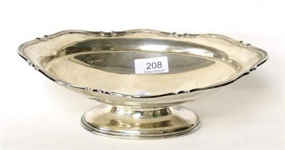 Lot 208 - A silver pedestal dish, Manoah Rhodes & Sons Ltd, Sheffield 1923, oval with shaped rim, 27cm...