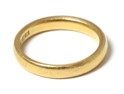 Lot 310 - A 22 carat gold band ring