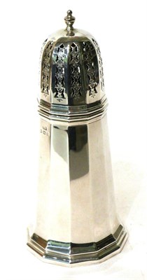 Lot 498 - A silver sugar caster, William Suckling, Birmingham, 1925, tapering faceted body with pull off...