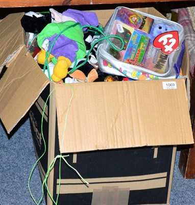 Lot 1069 - A quantity of Beanie Babies and Disney collectables in one box