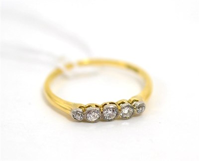 Lot 33 - An 18ct gold diamond five stone ring and two loose stones