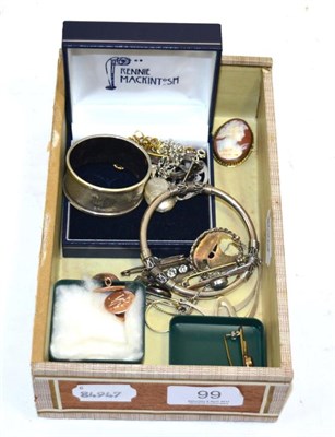 Lot 99 - A pair of 9ct gold cufflinks, chains stamped '375', silver brooches, a bangle stamped '925', a...